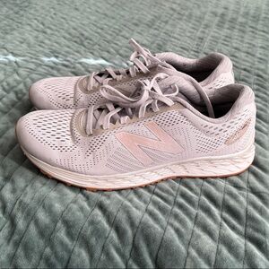 New Balance Women's Athletic Shoes - Soft Pink